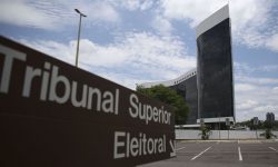 tse-rejeita-tres-acoes-de-investigacao-contra-bolsonaro