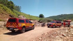 bombeiros-entram-no-3o-dia-de-buscas-por-crianca-que-desapareceu-em-rio-no-sul-de-sc