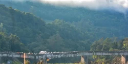 rs:-ponte-entre-caxias-e-nova-petropolis-e-implodida